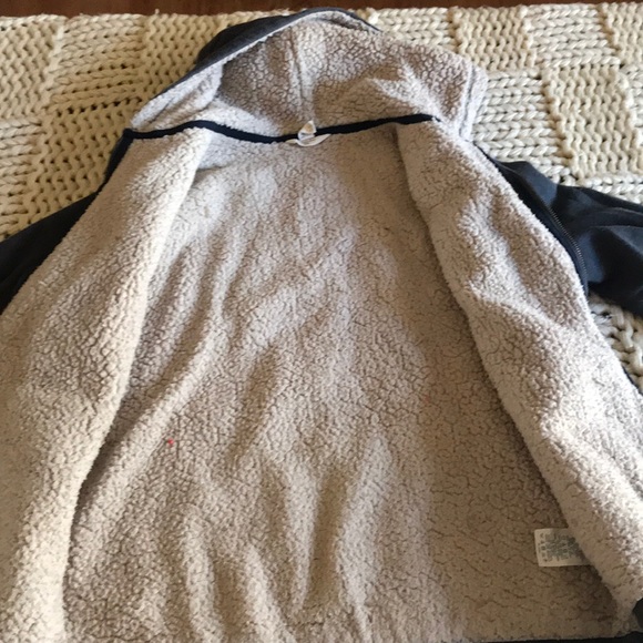 Boys Lands End zip up hoodie - Picture 3 of 5